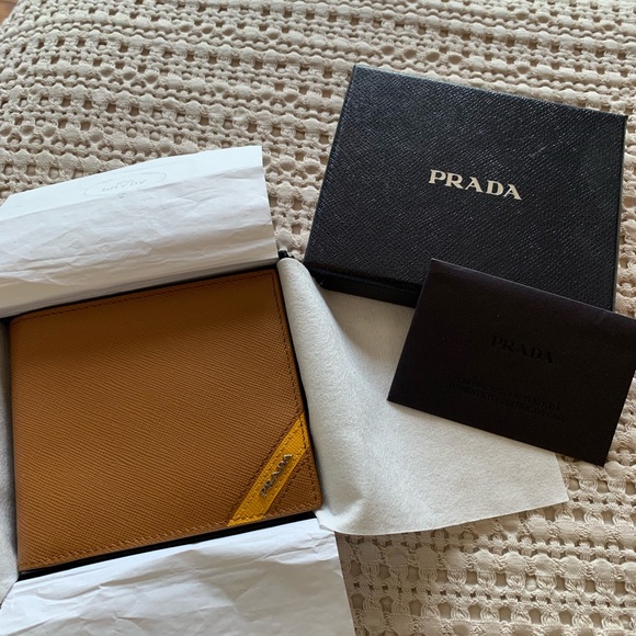 Prada Other - Mens Prada Saffiano leather wallet